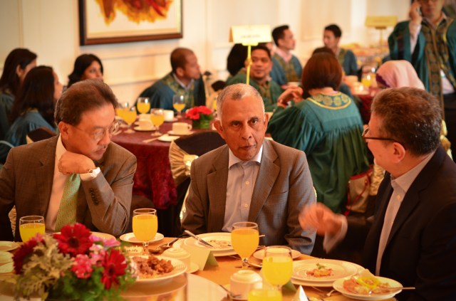 cil-graduation-2014-143