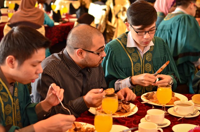 cil-graduation-2014-168