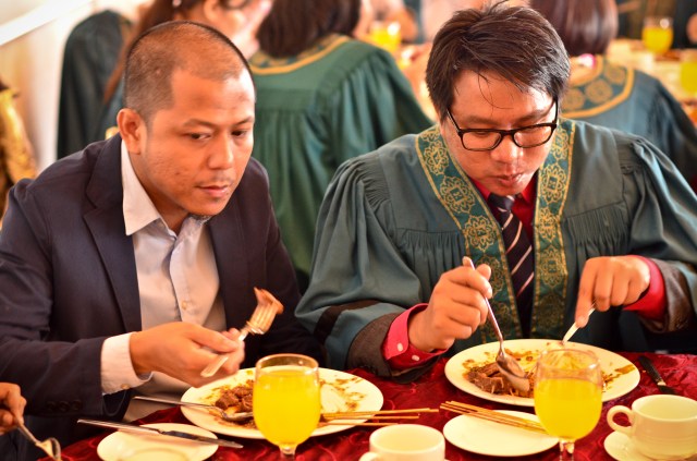 cil-graduation-2014-179